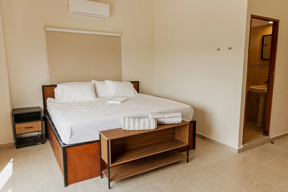 Deluxe King and one single bed